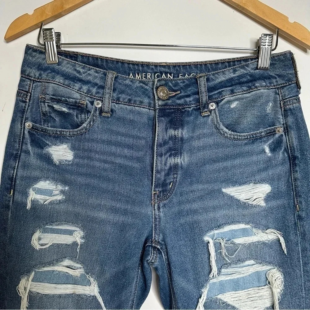 American Eagle Distressed Raw Hem Button Fly Tomg… - image 2